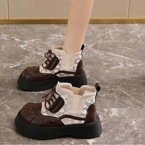 Ladies Shoes Lace up Boots